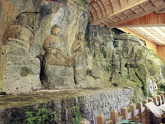 臼杵で石仏群＆城下町めぐり 歴史と文化が息づく町の見どころをご紹介