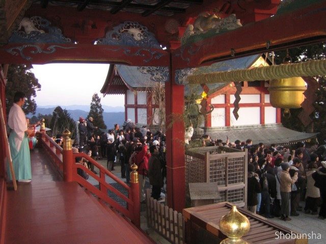 【東京・御岳山×ハイキング】関東平野を一望する古社「武蔵御嶽神社」