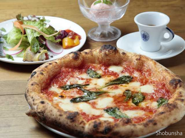 ア フェネステッラ