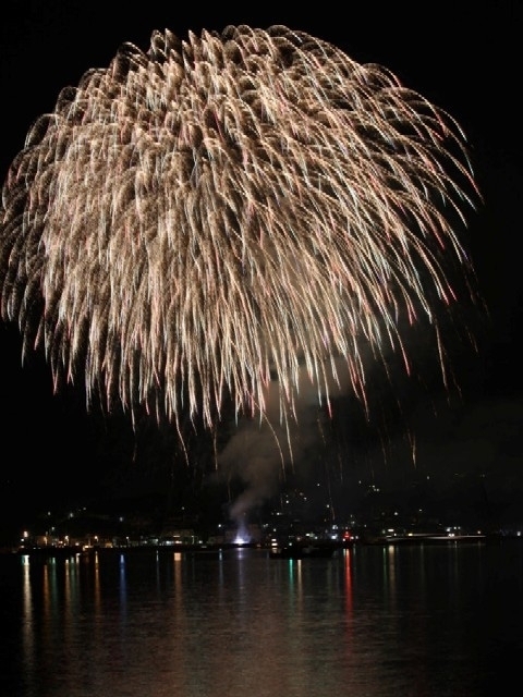 21年開催未定 第45回水光呼子港まつり花火大会 まっぷるトラベルガイド