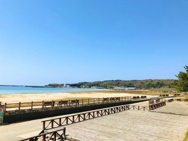 北陸のおすすめのビーチ 海水浴場 2021年版 期間やイベント 海の家の軒数など情報満載 まっぷるトラベルガイド
