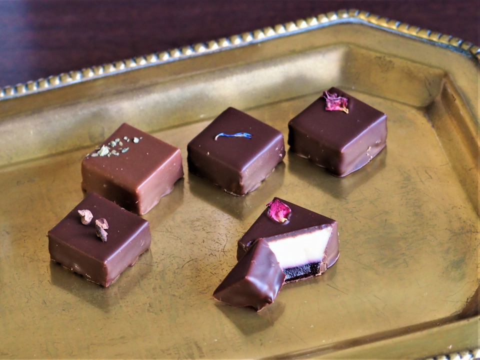 ☆ いばら様 専用☆ ミニチュア チョコレートの馬車 東京の ☆ いばら様 専用☆ ミニチュア チョコレートの馬車 東京の