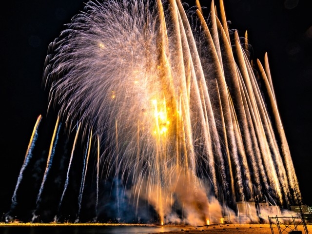 兵庫県のおすすめの花火大会 22年版 打ち上げ数 開催日 人出など情報満載 まっぷるトラベルガイド