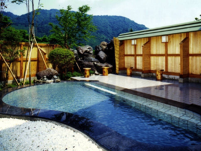 福島 南会津の日帰り温泉】露天風呂が魅力、泉質自慢！眺望抜群の温泉