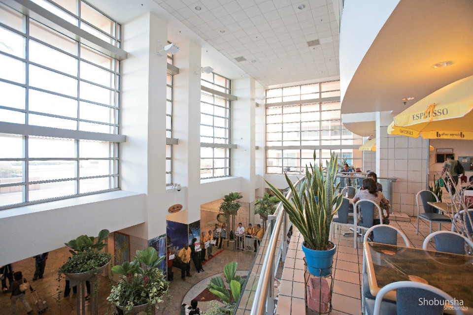 観光前必読 グアム出入国ガイド 空港からのアクセス 観光旅行メディア まっぷるトラベルガイド