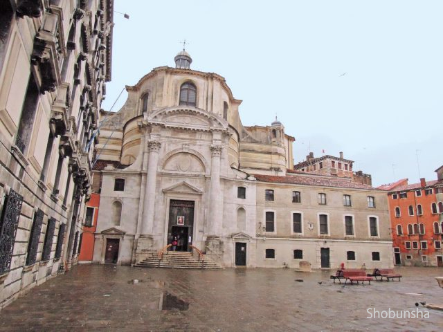 ヴェネツィアの歴史の隠れた一面を見る サンタ・ルチア駅周辺