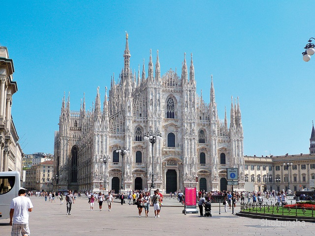 ミラノ大聖堂 ドゥオモはイタリア最大のゴシック建築 - まっぷるウェブ