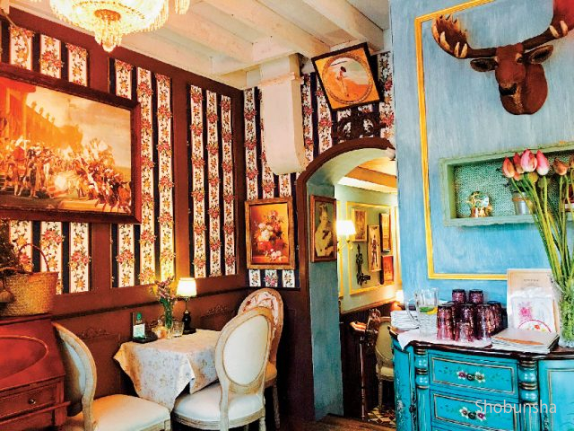 上海の洋館カフェ アンティークに囲まれながらティータイム