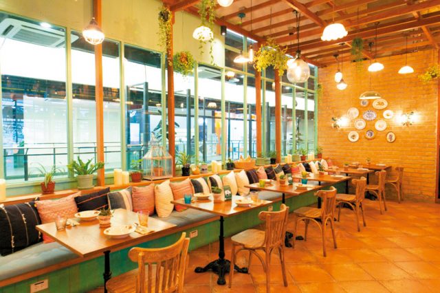 バンコクでおすすめのレストラン7選！定番タイ料理から地方料理まで味わえる名店 - まっぷるウェブ