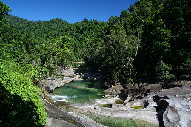 2543742175_da98e887a3_z