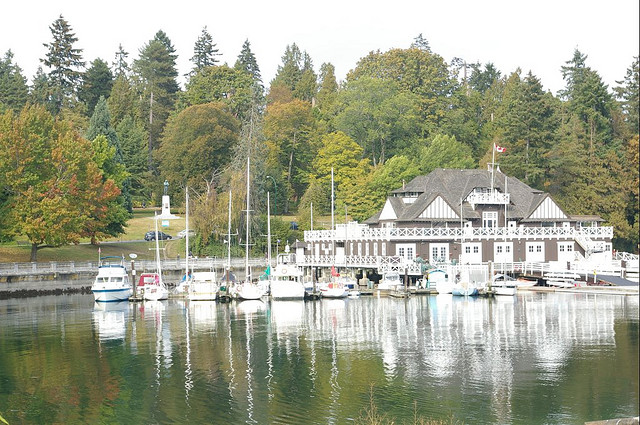 1440866563_234eb55f3f_z