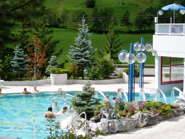 232901587_57fb6e2cb2_z