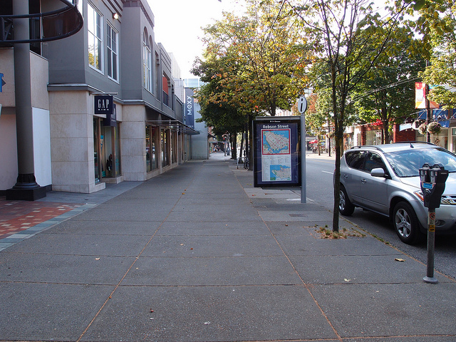 7822489928_813776dcfe_z