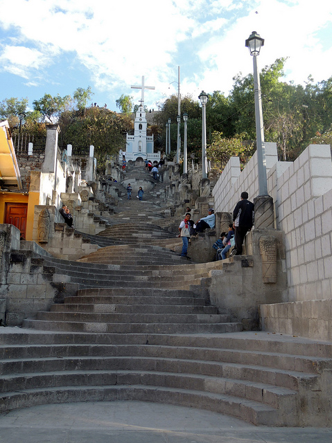 9626305605_9865524b39_z