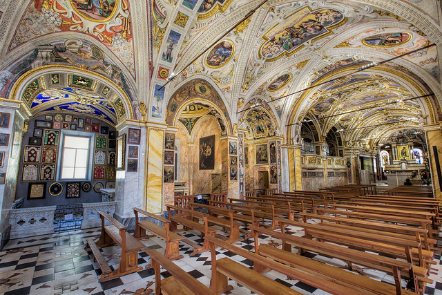 13562672764_104d034419_z