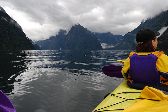 2388482281_e0572aa934_z