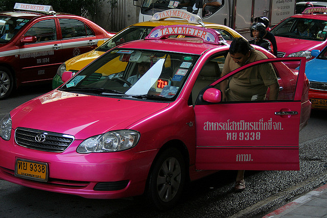 2464812113_13748e5ddc_z