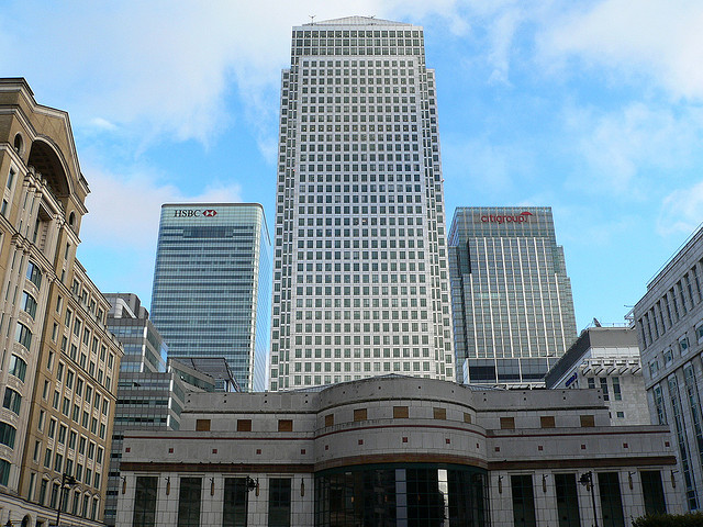 305830073_086388f31f_z