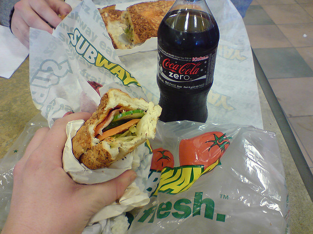 3192333915_6ec468bf84_z