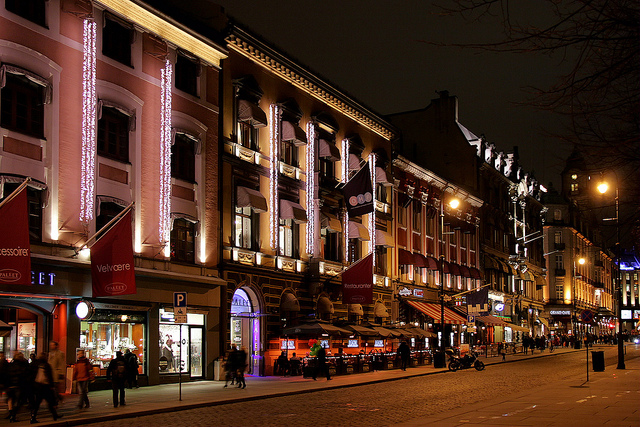 6424689857_77fdc7a6fa_z