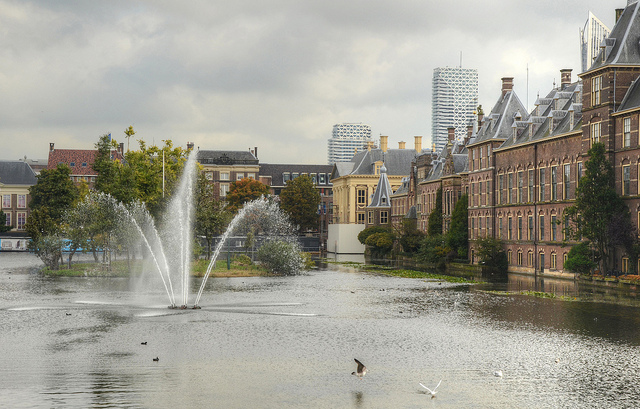 10124306246_75b9f93e2d_z