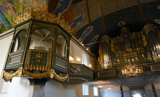 14691423981_e84b761678_z