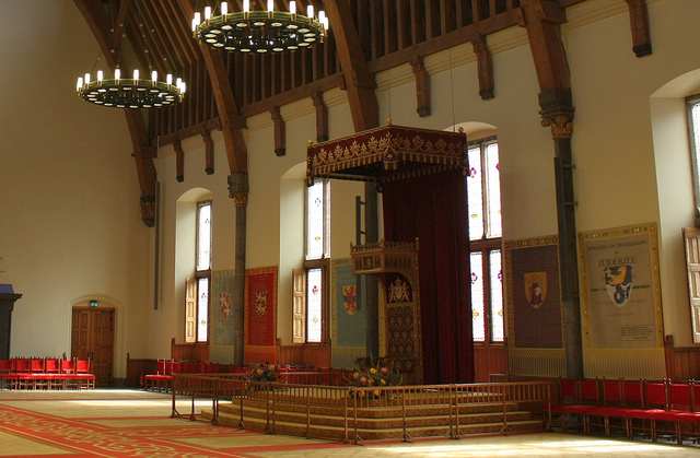 4983870910_c6e139519c_z