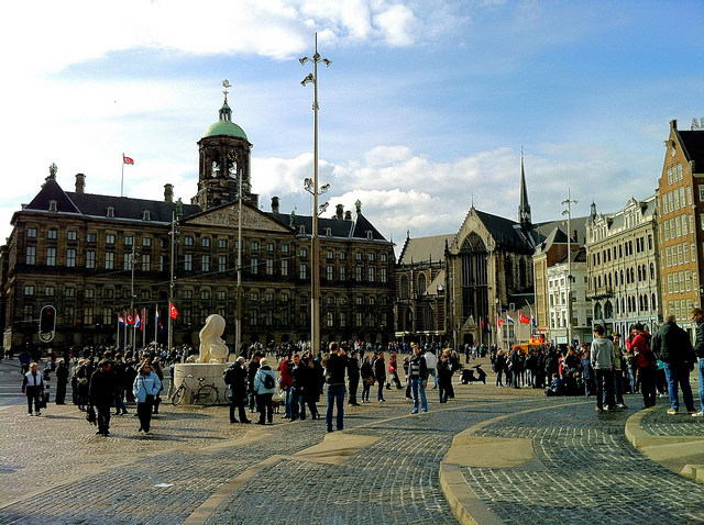 6973372846_800bbfc64c_z