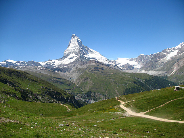 2974072164_e6ae9ebe6d_z