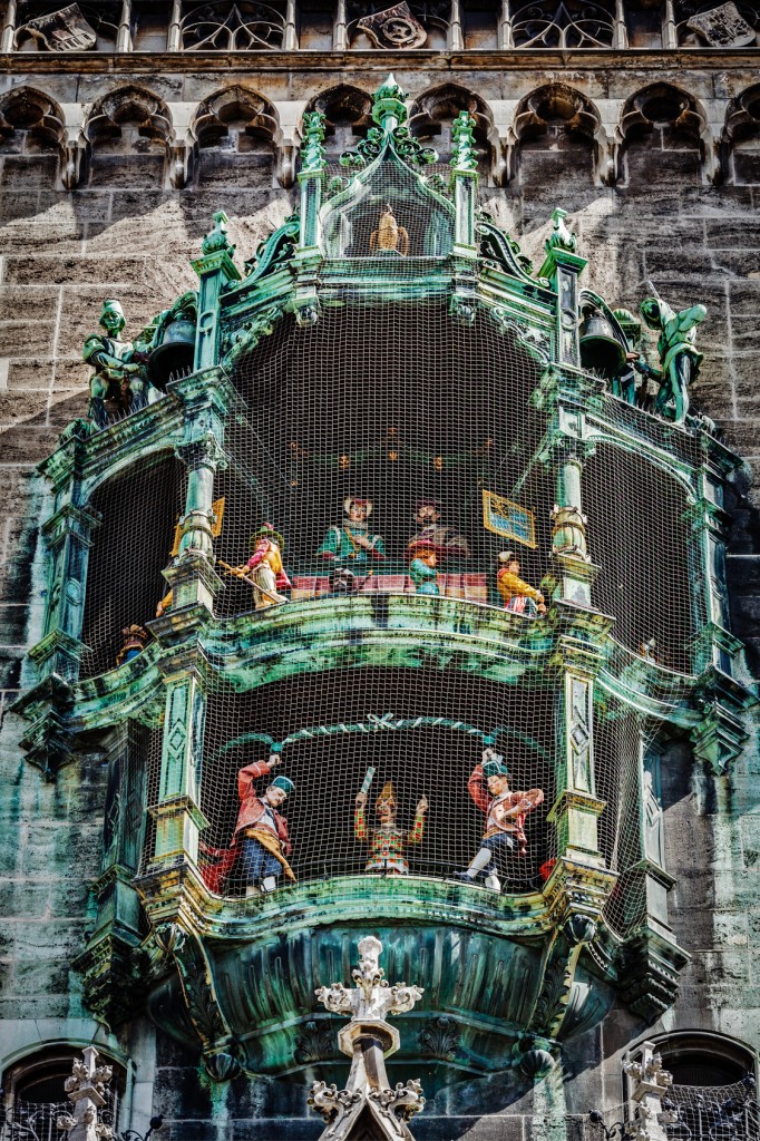 Animated figurines of Rathaus-Glockenspiel