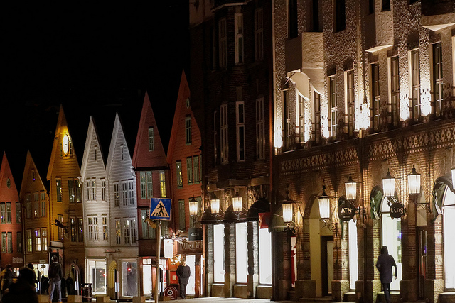 11954183126_b3271cf886_z