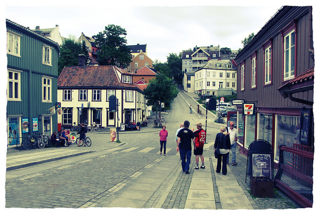 9472261962_dc8f7b5e26_z