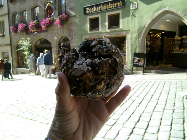 8095393440_13f4698ffb_z