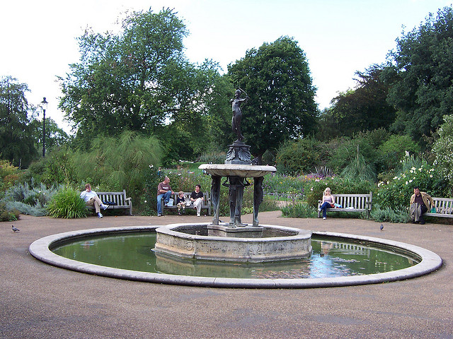 232900179_0b1e8f8964_z