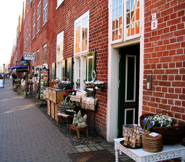 9522787170_e90f739e20_z