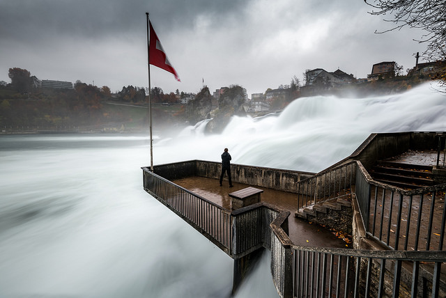 22531721229_f3e57a2c1a_z