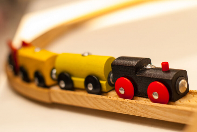 電車好きの子どもにおすすめのおもちゃ10選　現役ママ厳選おもちゃをご紹介