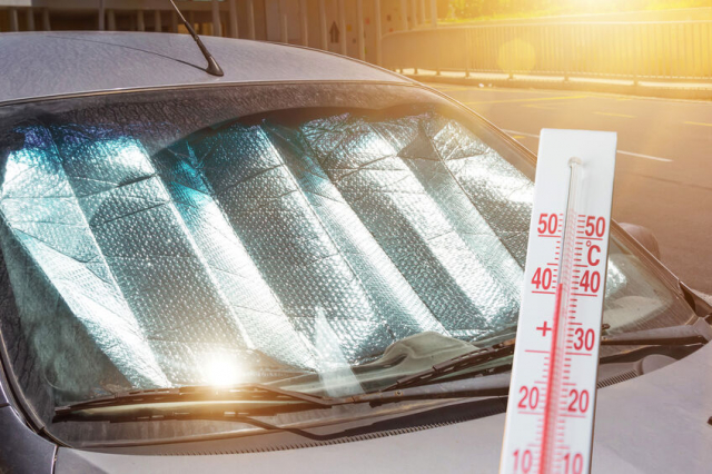 おすすめのサンシェード10選！日光を遮り車内温度の上昇やシートの劣化を防ぐ必携アイテム！